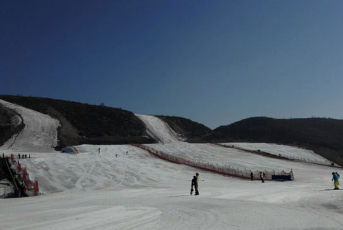 乌金山李宁国际滑雪场