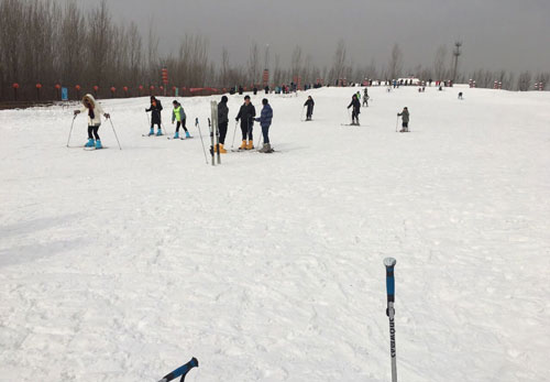 豫龙滑雪场