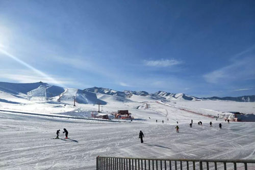 努尔加滑雪场