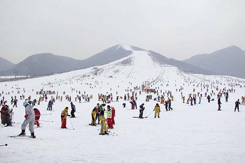 沈阳棋盘山滑雪场