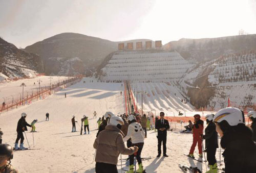 陇东滑雪场