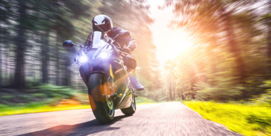 梦见摩托车是什么意思 做梦梦见摩托车代表什么