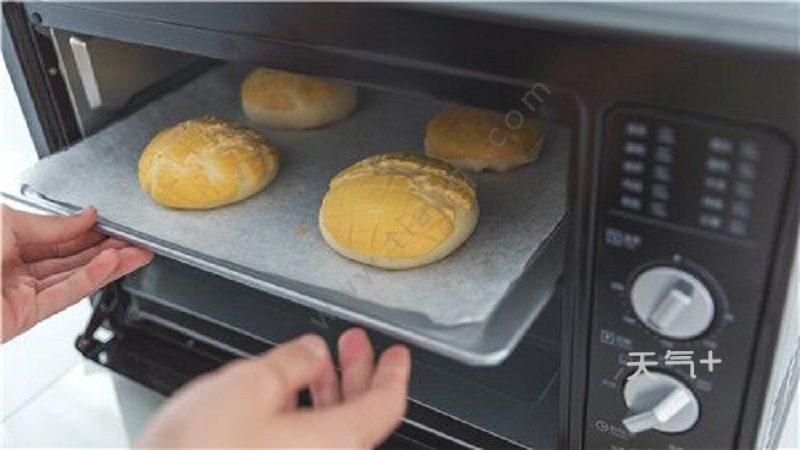 烤箱和微波炉的区别 微波炉和烤箱哪个实用