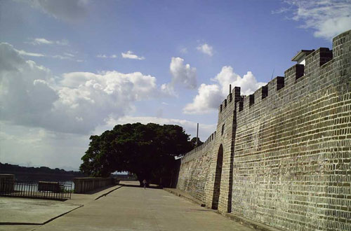 万安县城古城墙