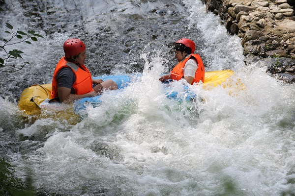 通山太阳溪漂流的价钱