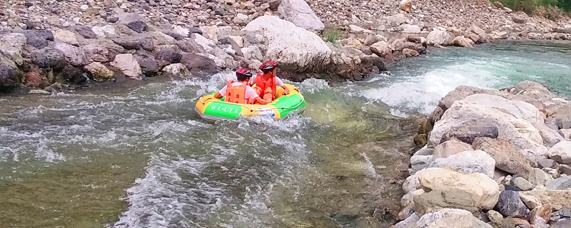 鸳鸯溪漂流的门票