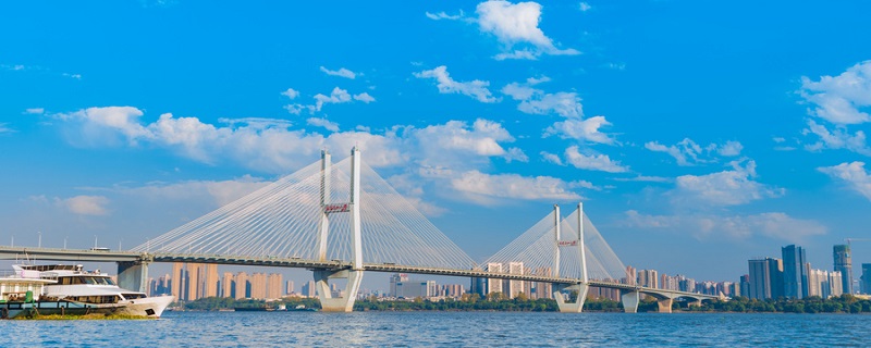 武汉长江大桥有多长