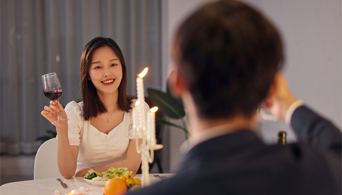 金牛最容易被哪个星座吸引 金牛最容易被哪个星座的人吸引