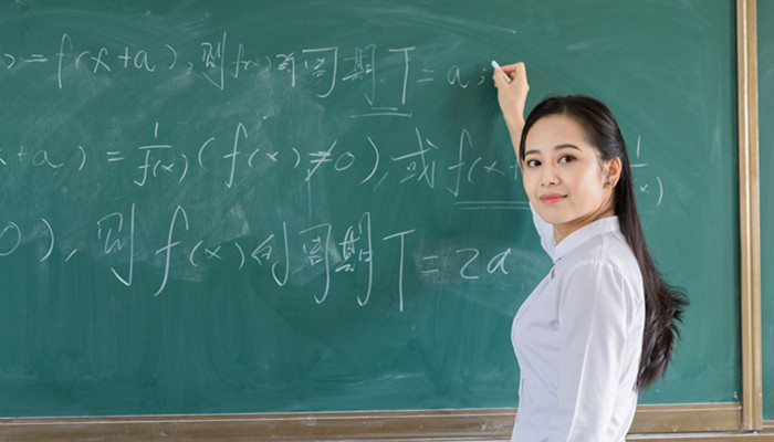 有脑子有颜值的星座女 颜值高的星座女