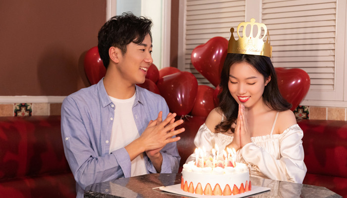 双子男适合什么星座女 公认双子男适合什么星座女