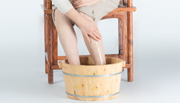 每天泡腳對(duì)身體有什么好處