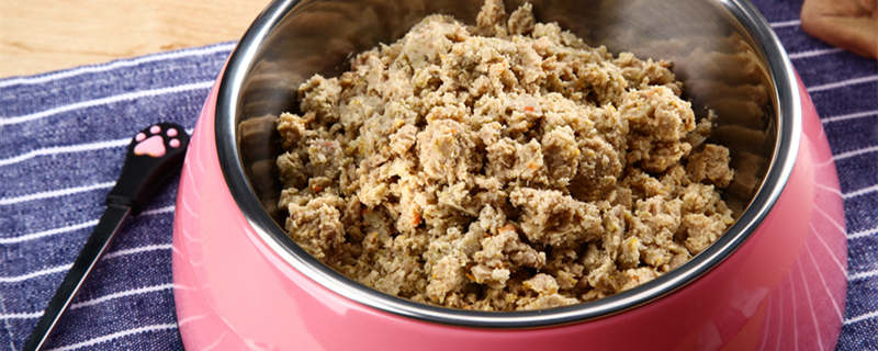 給狗糧泡食要注意3點