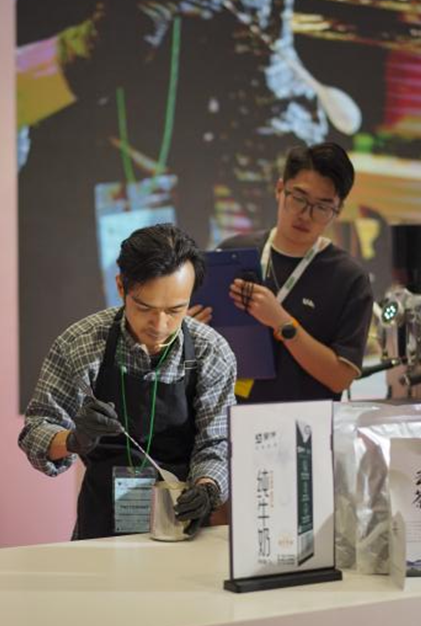 蒙牛专业乳品闪耀2026世界潮饮大赛 “饮”领行业创新风潮