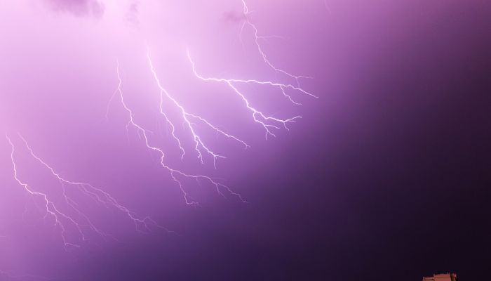 一眼就吸引人的网名 干净到极致的网名