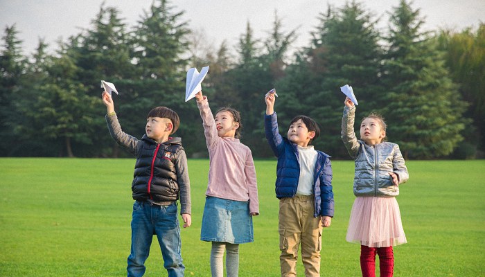 带煜字的古诗词起名 取带煜字的男孩好听的名字