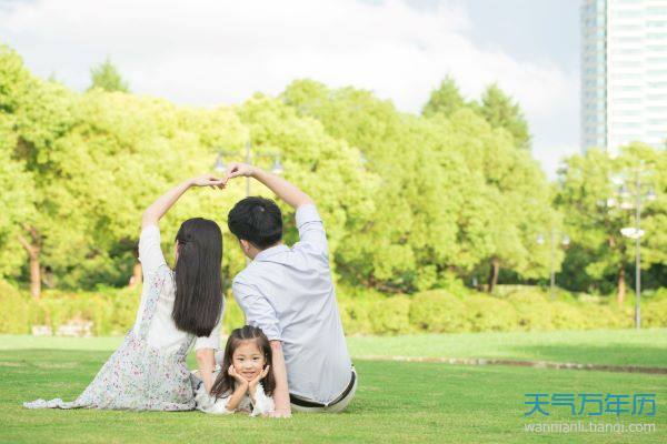 五行属金的女孩名字 女孩名缺金简单好听