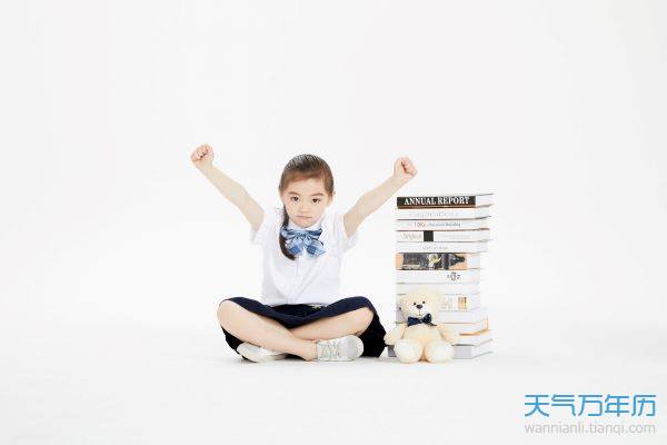 缺金缺水100分女孩名字 女寶寶缺水缺金的名字