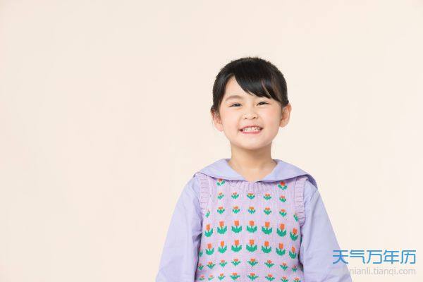 五行屬火的字1000個(gè) 五行屬火有涵養(yǎng)的字
