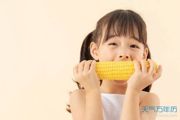 屬豬的女孩子叫什么名字好 屬豬女孩子取什么名