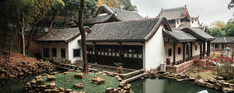 岳麓书院的对联是什么 岳麓书院的对联是