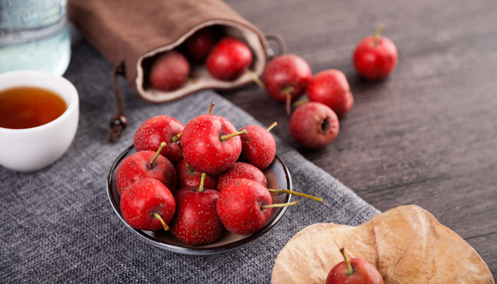 山楂和红果的区别 山楂和红果有啥区别