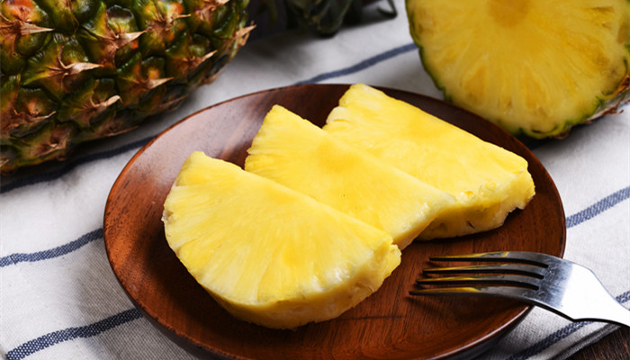 怎样切菠萝 如何把菠萝切的好看