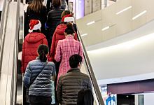 梦见被困电梯是什么意思 梦见被困电梯代表什么预兆