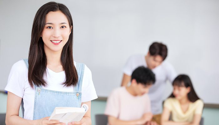 摄图网_501391946_banner_学生教室上课学习（企业商用）.jpg