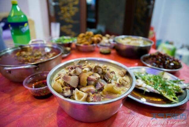 春节吃年夜饭的图片9山东-饽饽山东人过年家家户户都会蒸一锅"饽饽"