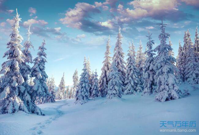 万年历 节日祝福语 正文 导读:大雪时节,北方下起了大雪,南方虽然