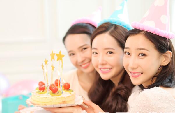 2020自己生日祝福语怎么说 自己生日怎么发朋友圈