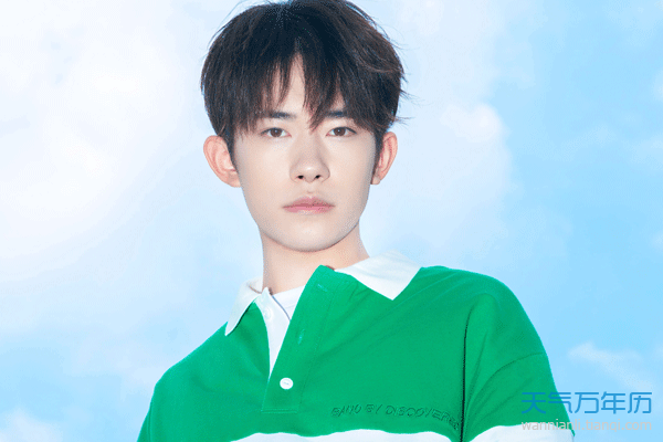 千玺是什么星座今年几岁了 易烊千玺的星座和