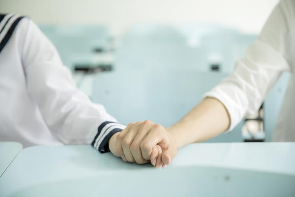 水瓶座适合什么类型的人 水瓶座会吸引什么类型的人