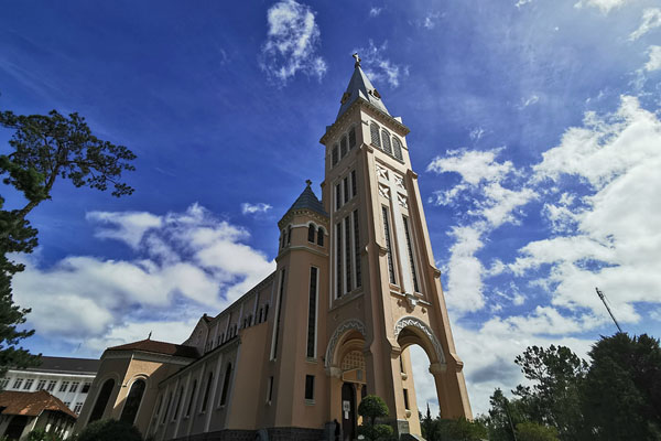 暑假去哪个国家旅游好 暑假出境去哪里旅游好
