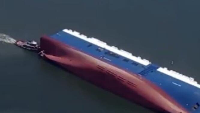 韩国货轮倾覆起火是怎么回事 韩国货轮倾覆起火真正原因