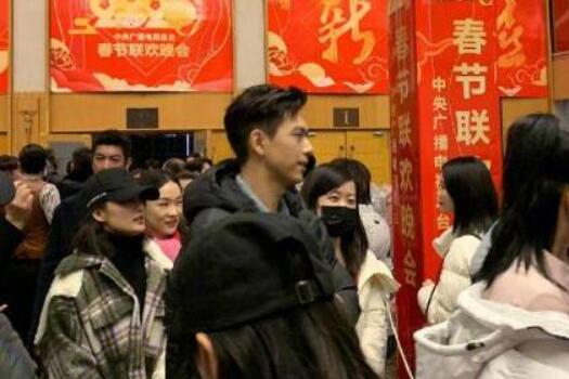 宋丹丹再上春晚是怎么回事 宋丹丹再上春晚表演什么节目