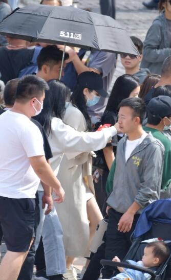 杨洋迪丽热巴互送杀青礼物是怎么回事 ?杨洋迪丽热巴互送杀青礼物是什么?情况