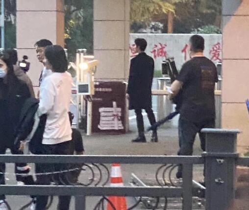 杨洋迪丽热巴互送杀青礼物是怎么回事 ?杨洋迪丽热巴互送杀青礼物是什么?情况