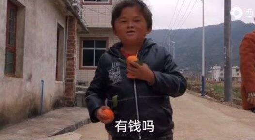 12岁小马云被解约遣送回村是怎么回事 小马云为什么不火了