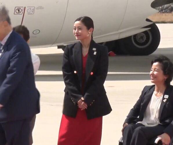 石原里美参加奥运圣火交接式是怎么回事 网友呼吁石原里美要戴口罩呀