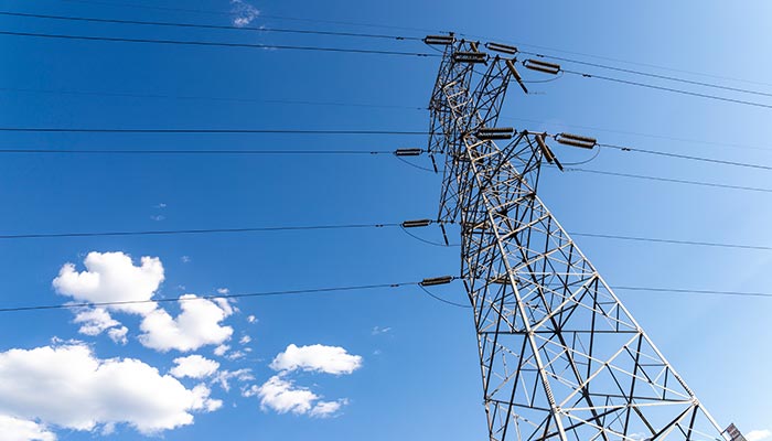 一般高压电线有多少伏 一般高压电线是多少伏