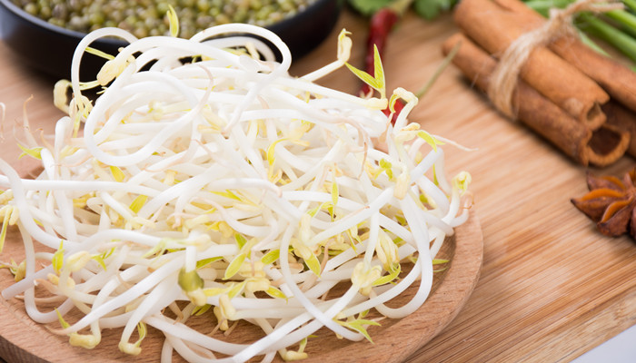 无根豆芽和有根豆芽的区别 豆芽是有根好还是无根好