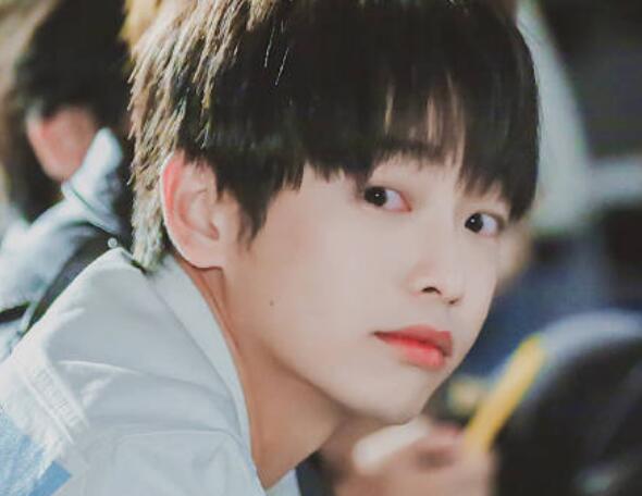 彭昱畅女友是谁 彭昱畅女友身份疑似曝光