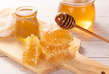 喝蜂蜜水的功效与作用 喝蜂蜜水有什么好处