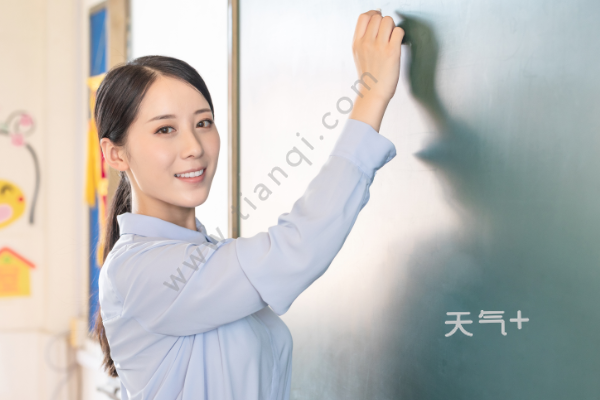 女孩子适合哪些专业 女生可以学什么专业