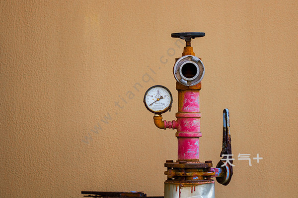 消防师挂靠多少钱一年 挂靠证书需要注意的事