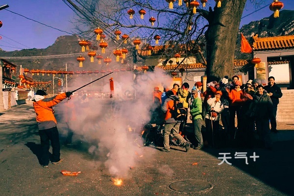 王安石的元日译文 元日古诗译文