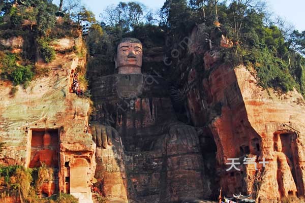 樂山大佛有多高 樂山大佛高度多少米