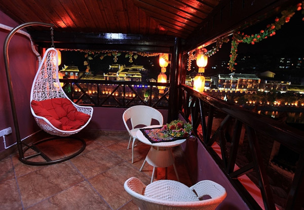 凤凰古城住哪里比较好 凤凰古城住宿推荐