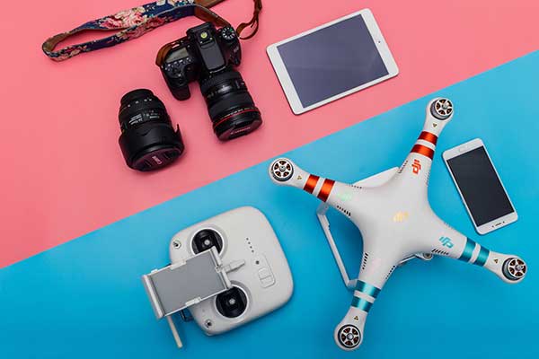 旅游带单反相机还是手机好 去旅行要不要带相机